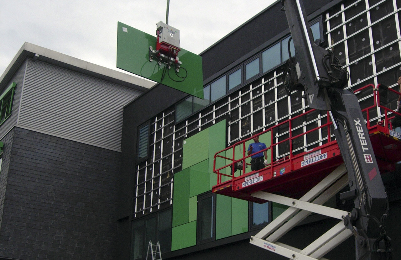 05 Bochum 08 2010 Bauphase Fassadenbau Glasfassade Umbau Aufstockung Buerogebaeude Ceranski